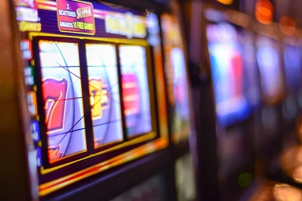 Play'n GO game interface showing bet controls and game information panel
